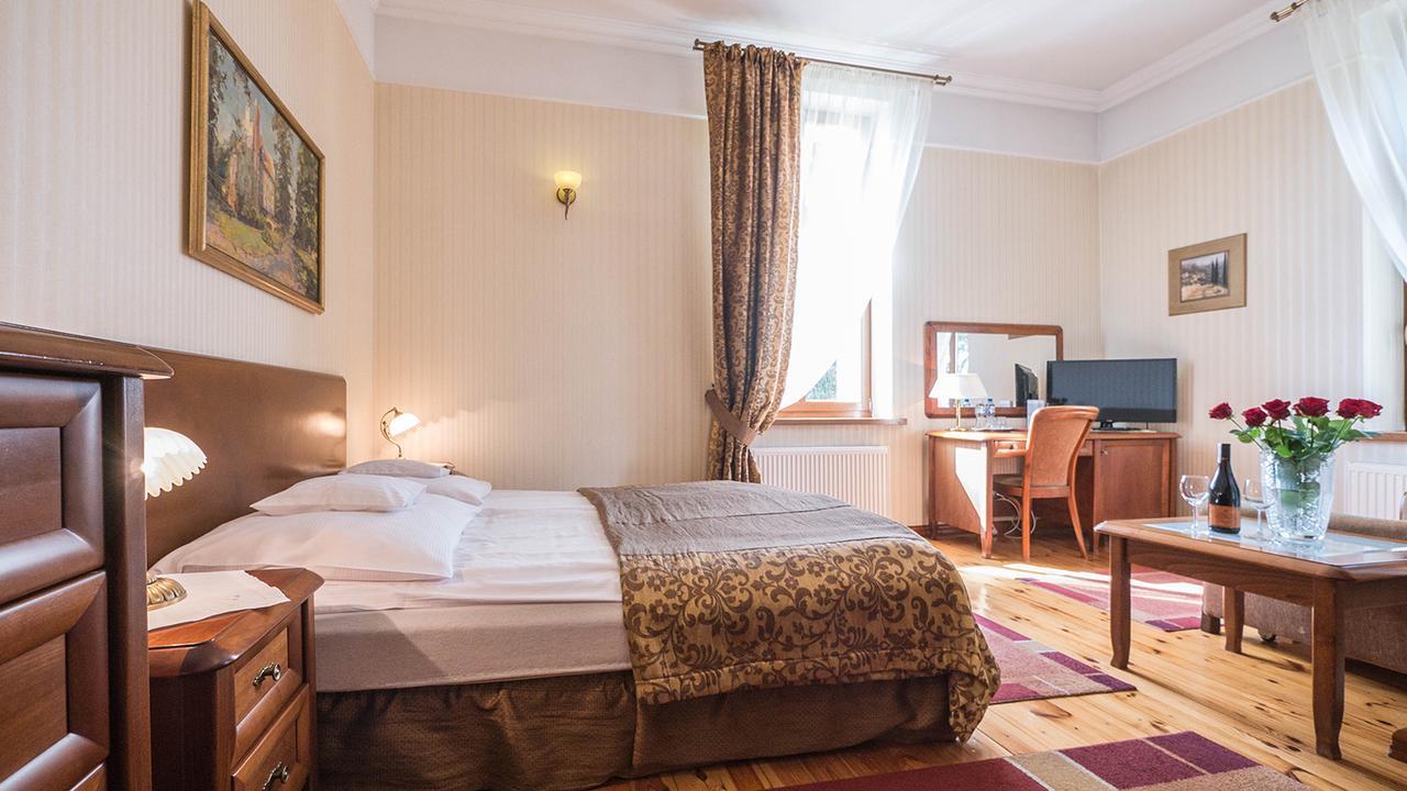 Hotel Villa Romantica Szklarska Poreba Luaran gambar