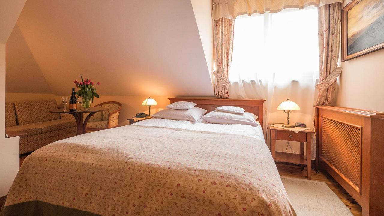 Hotel Villa Romantica Szklarska Poreba Luaran gambar